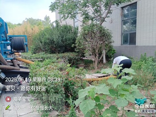 学校下水道检查疏通清理。